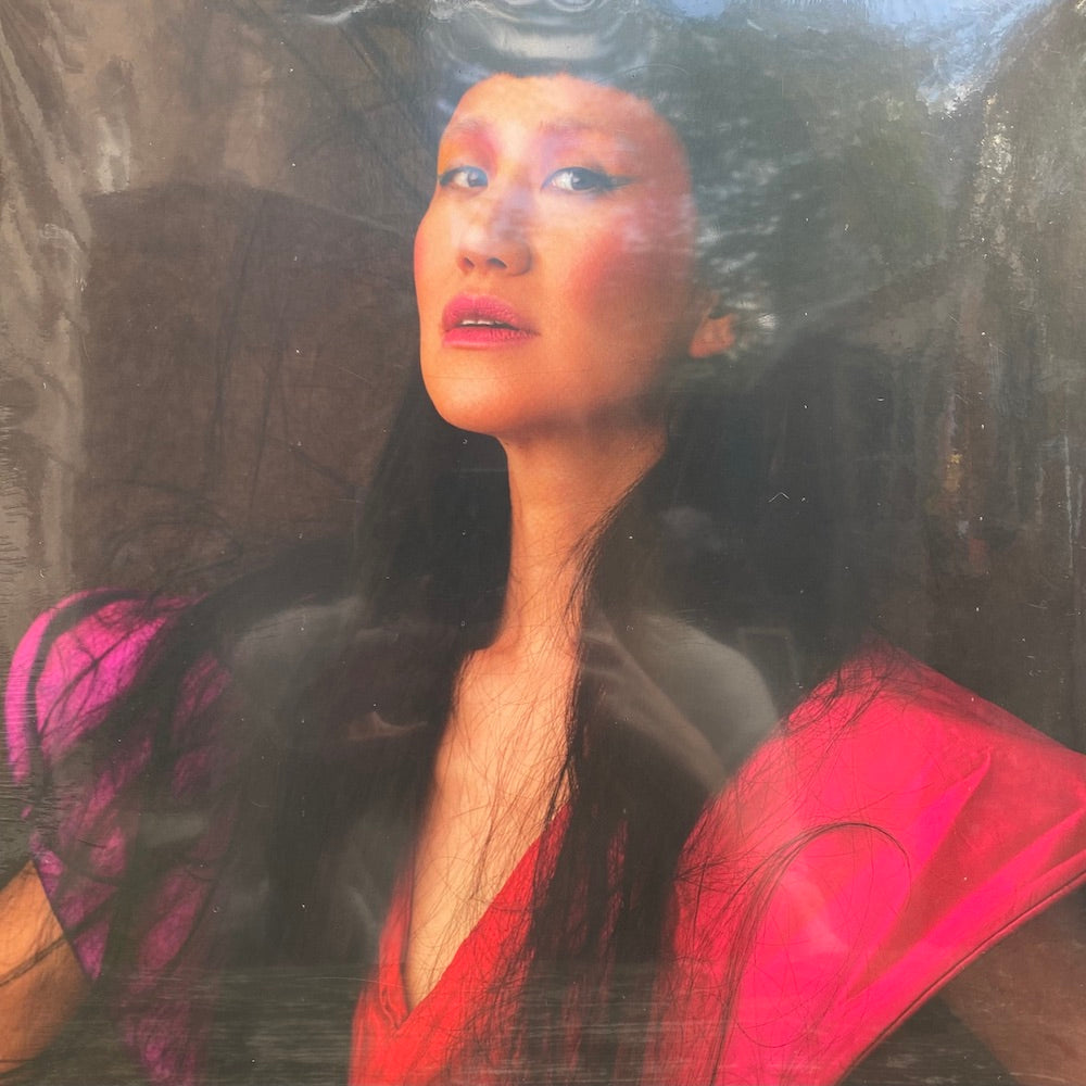 Seaming To • Dust Gatherers